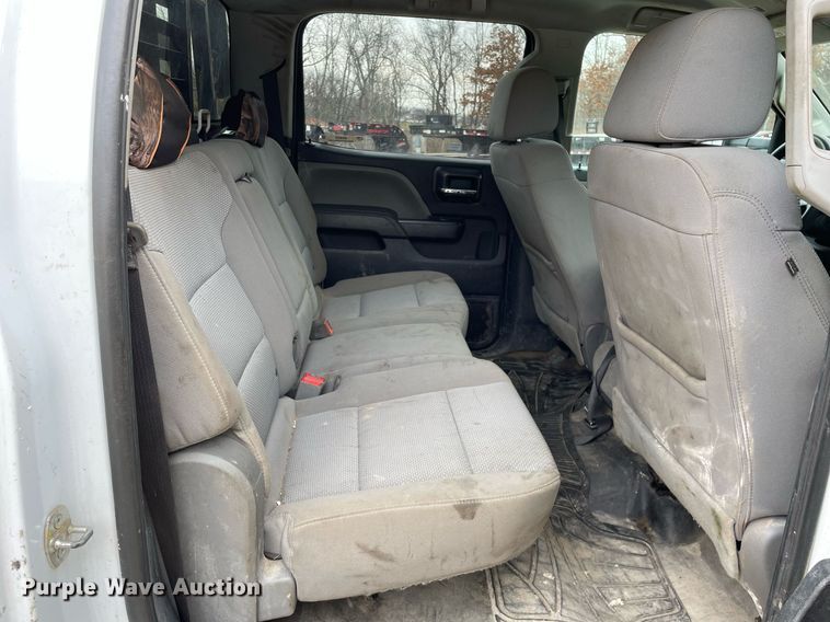 image for item MA9826 2018 GMC Sierra 2500HD  Crew Cab utility bed pickup truck