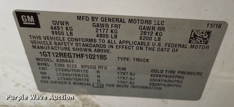 image for item MA9827 2017 GMC Sierra 2500HD  Crew Cab pickup truck