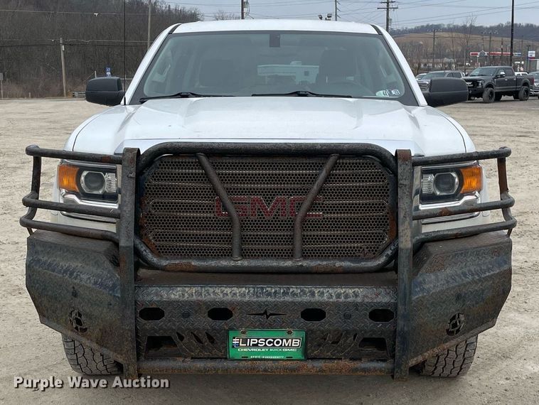 image for item MA9828 2017 GMC Sierra 2500HD  Crew Cab pickup truck