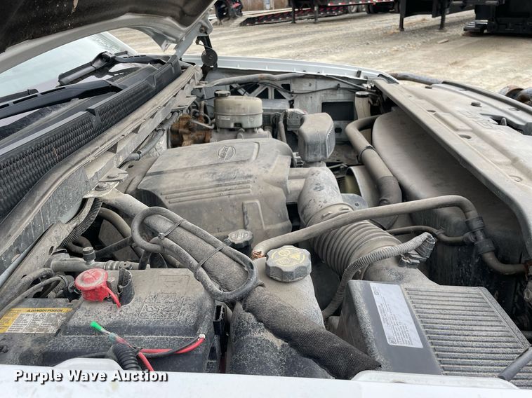 image for item MA9828 2017 GMC Sierra 2500HD  Crew Cab pickup truck