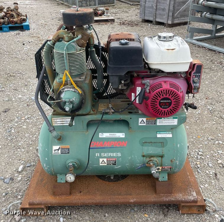 image for item MA9831 Champion HGR5-3H  air compressor