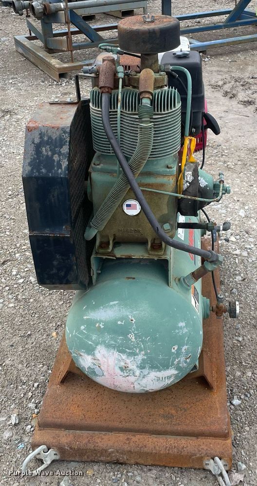 image for item MA9831 Champion HGR5-3H  air compressor