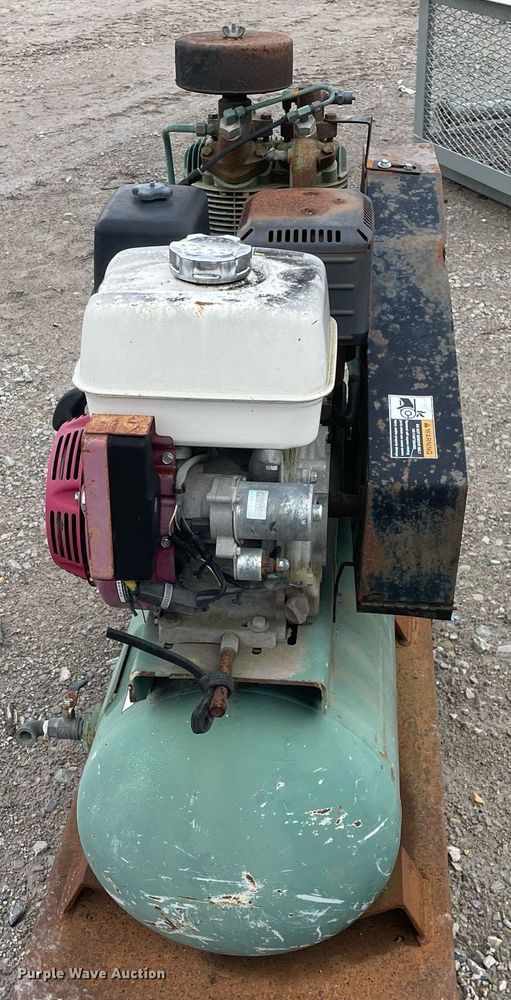 image for item MA9831 Champion HGR5-3H  air compressor