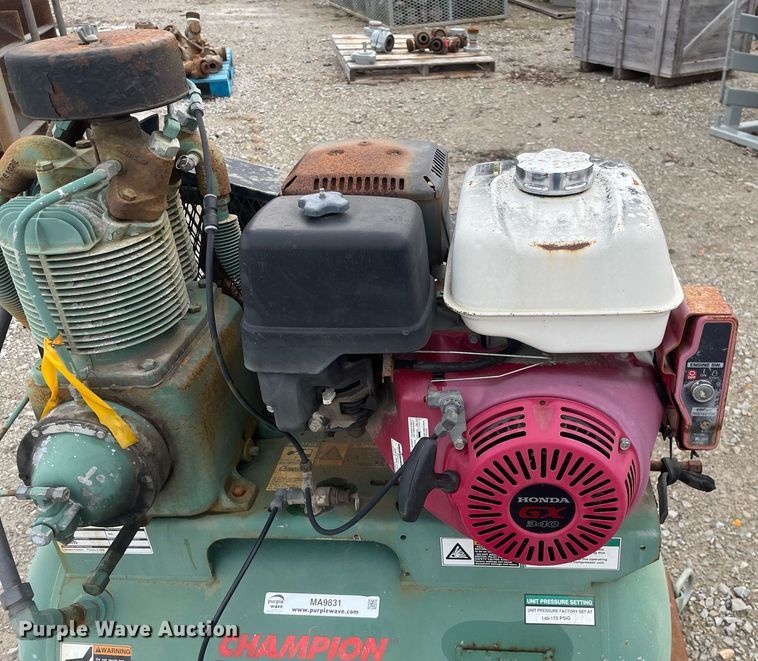 image for item MA9831 Champion HGR5-3H  air compressor