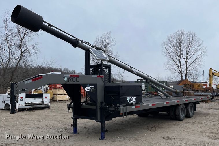 image for item MA9841 2014 Gooseneck  flare stack trailer