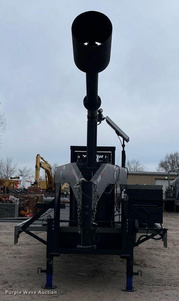 image for item MA9841 2014 Gooseneck  flare stack trailer