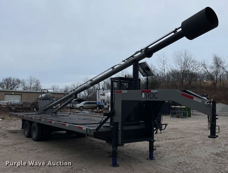 image for item MA9841 2014 Gooseneck  flare stack trailer