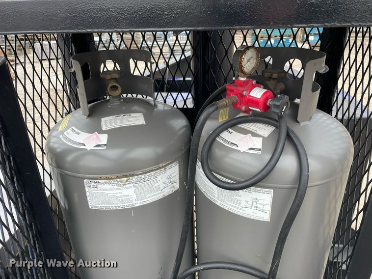 image for item MA9841 2014 Gooseneck  flare stack trailer