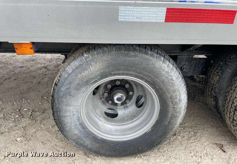 image for item MA9841 2014 Gooseneck  flare stack trailer