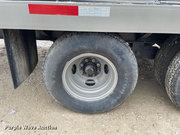 image for item MA9841 2014 Gooseneck  flare stack trailer