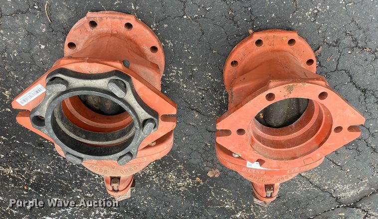 image for item MA9849 (2) Mueller 6" valves