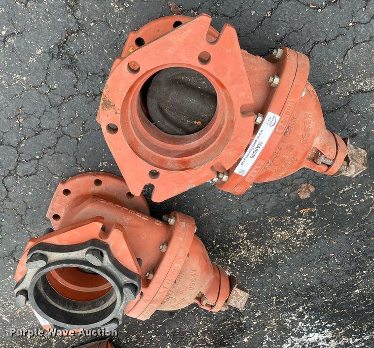 image for item MA9849 (2) Mueller 6" valves