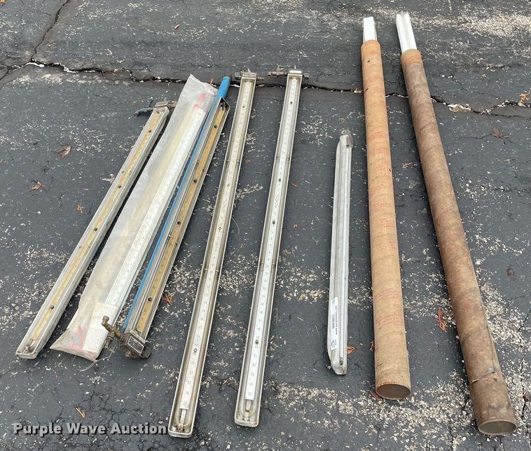 image for item MA9853 (5) manometers