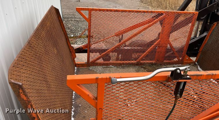 image for item MA9858 Speed Lift SL5000  dock lift