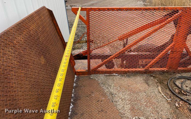 image for item MA9858 Speed Lift SL5000  dock lift