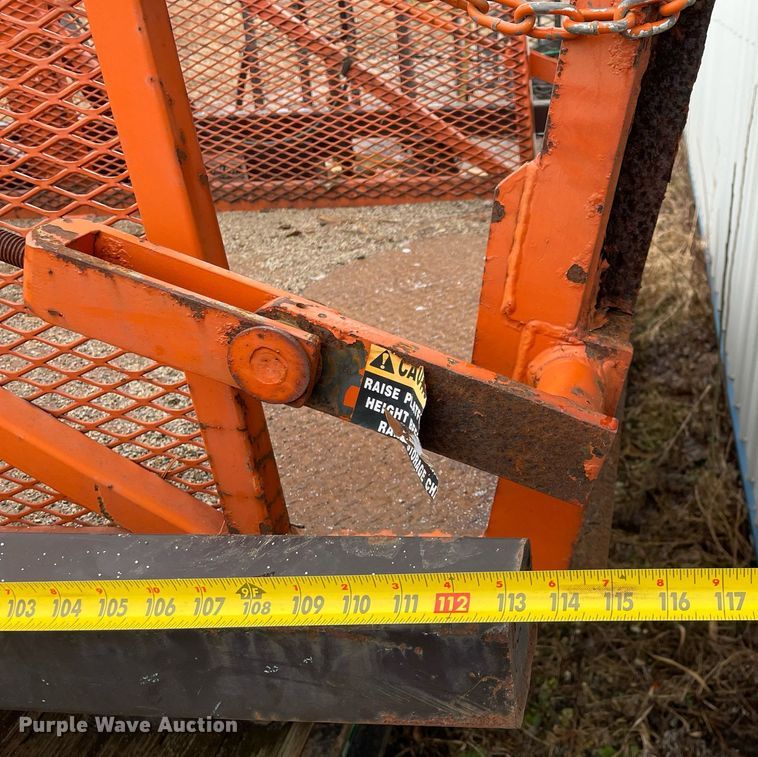 image for item MA9858 Speed Lift SL5000  dock lift