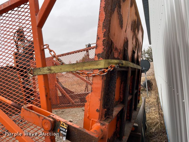 image for item MA9858 Speed Lift SL5000  dock lift