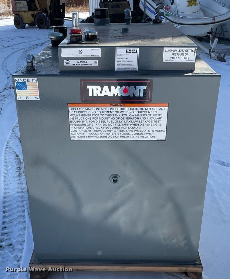 image for item MA9864 2018 Tramont  fuel tank