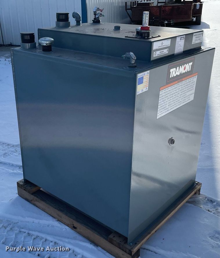 image for item MA9864 2018 Tramont  fuel tank