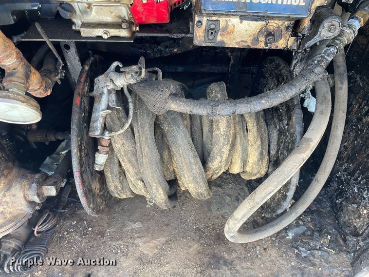 image for item MA9868 Graco  foundation applicator