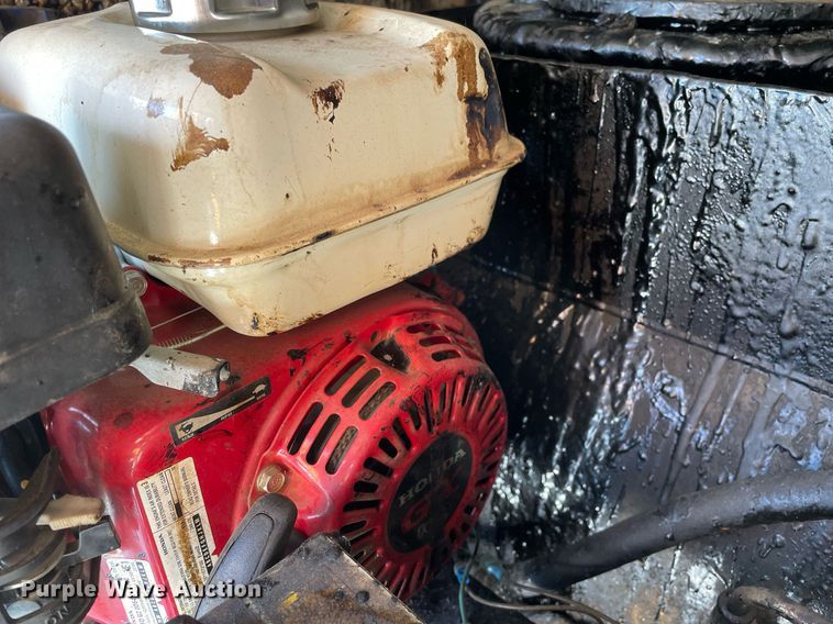 image for item MA9868 Graco  foundation applicator