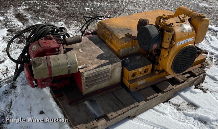 image for item MA9869 (2) Goodall Start-All jump packs