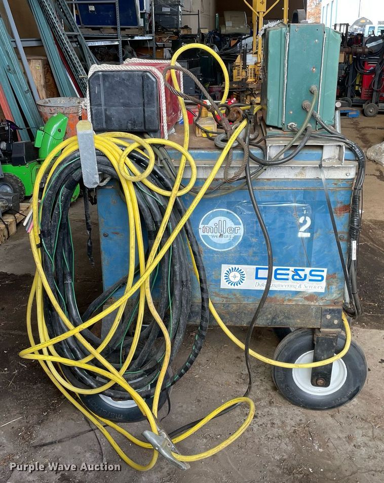 image for item MA9872 (2) welders