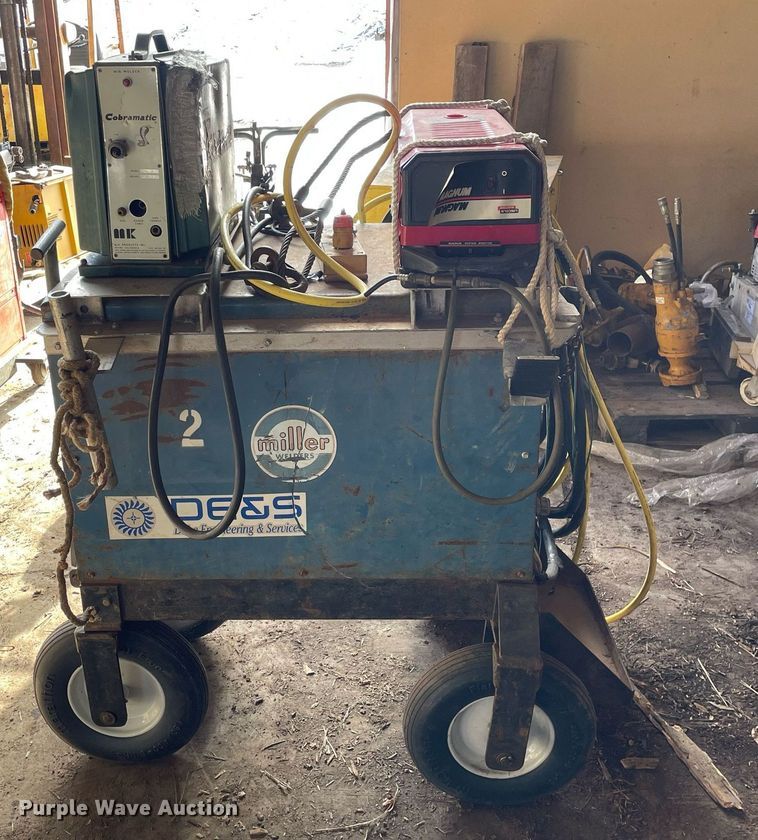 image for item MA9872 (2) welders