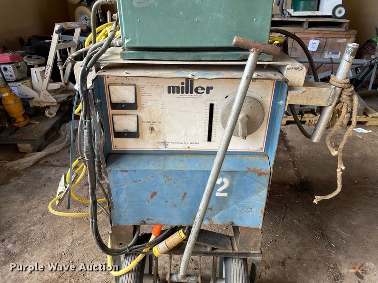 image for item MA9872 (2) welders