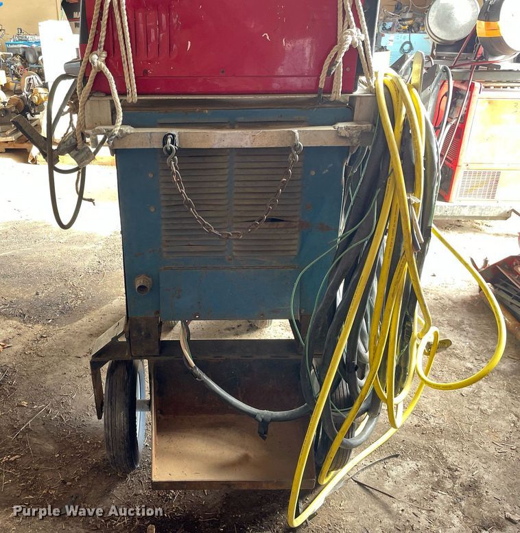 image for item MA9872 (2) welders