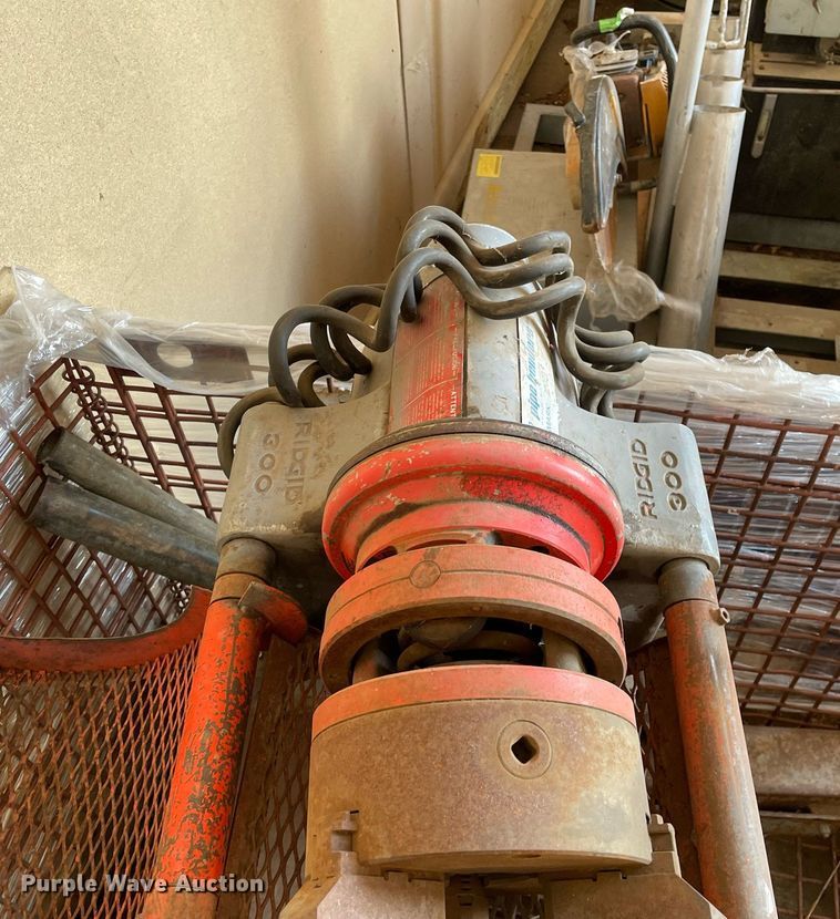 image for item MA9876 Rigid 300  pipe threader