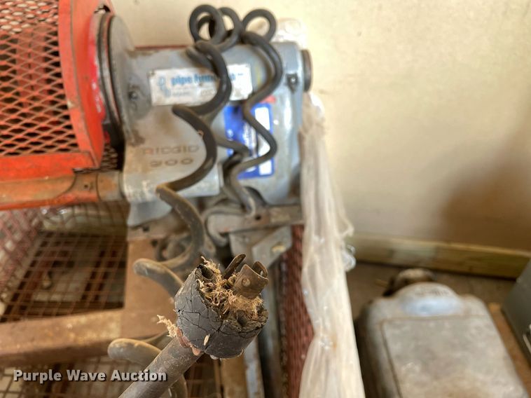 image for item MA9876 Rigid 300  pipe threader