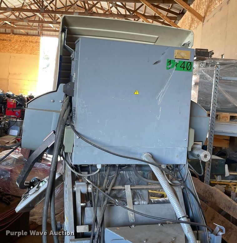 image for item MA9880 Sealed Air SpeedyPacker Insight  packing machine