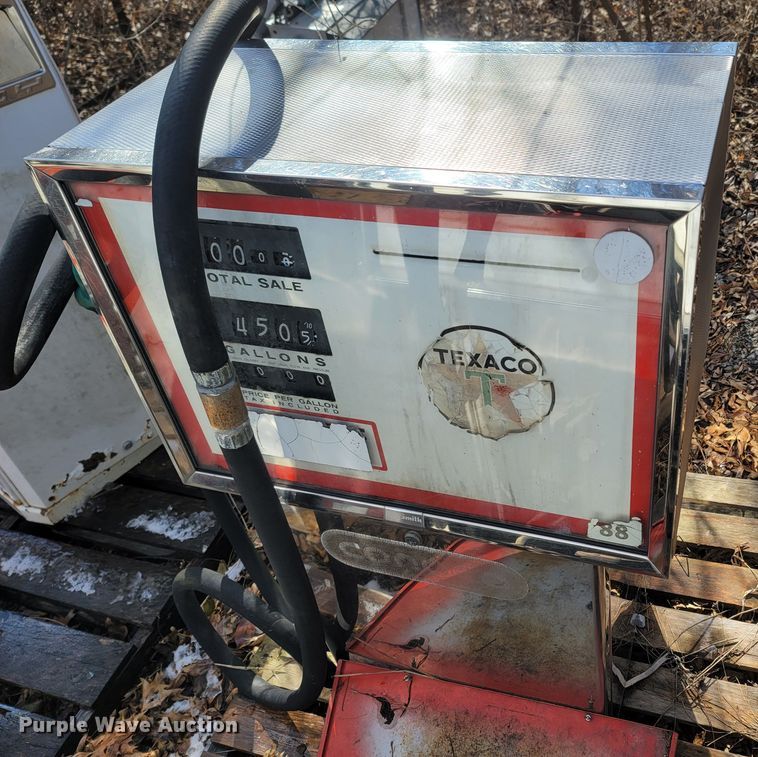 image for item MH9721 Approximately 6 fuel pumps