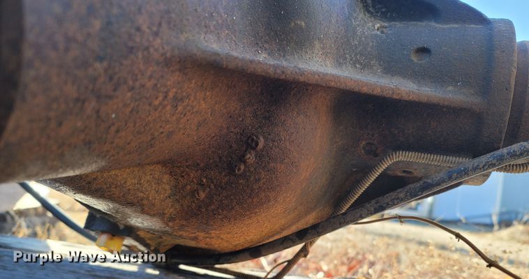 image for item MH9726 2000 Dodge Ram 2500  rear axle