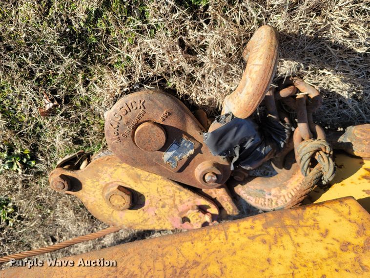 image for item MH9727 Caterpillar  pipelayer boom