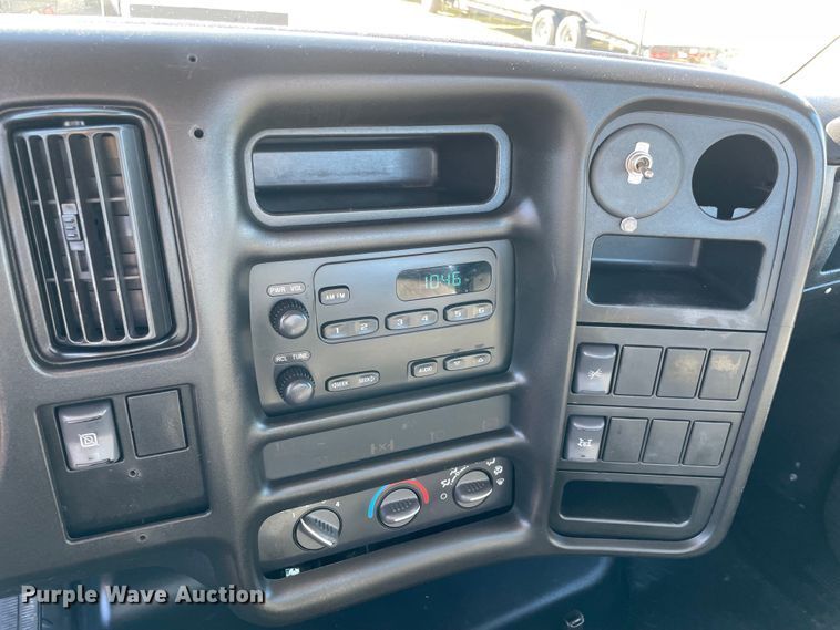 image for item MI9739 2006 Chevrolet C5500  flatbed truck