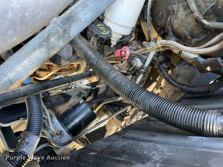 image for item MI9739 2006 Chevrolet C5500  flatbed truck