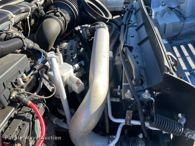 image for item MI9739 2006 Chevrolet C5500  flatbed truck