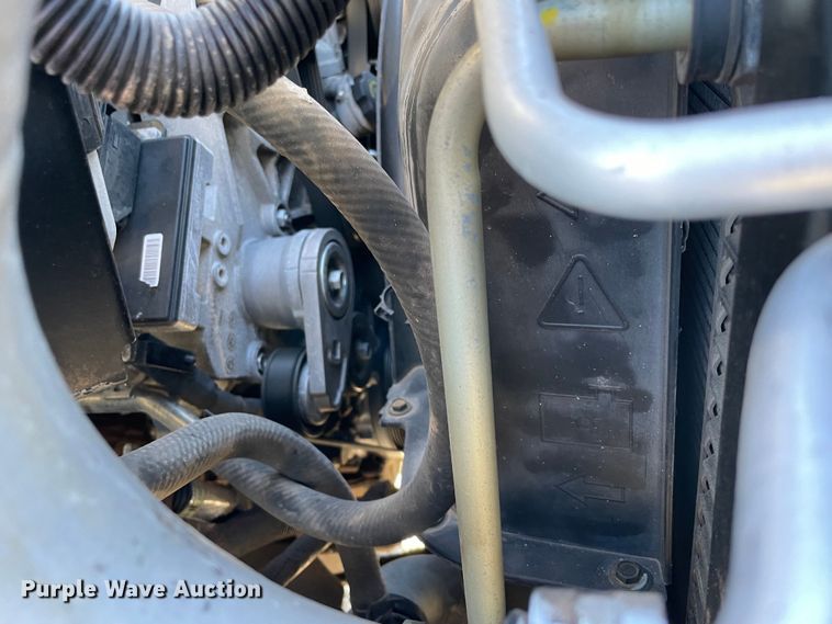 image for item MI9739 2006 Chevrolet C5500  flatbed truck