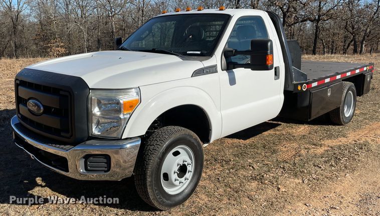 image for item MI9750 2016 Ford  F350 Super Duty  flatbed pickup truck