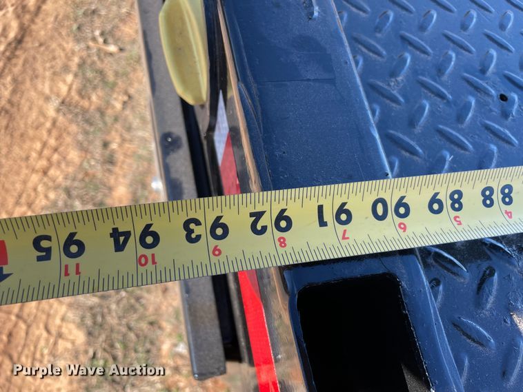 image for item MI9750 2016 Ford  F350 Super Duty  flatbed pickup truck