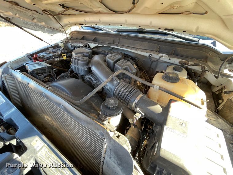 image for item MI9750 2016 Ford  F350 Super Duty  flatbed pickup truck