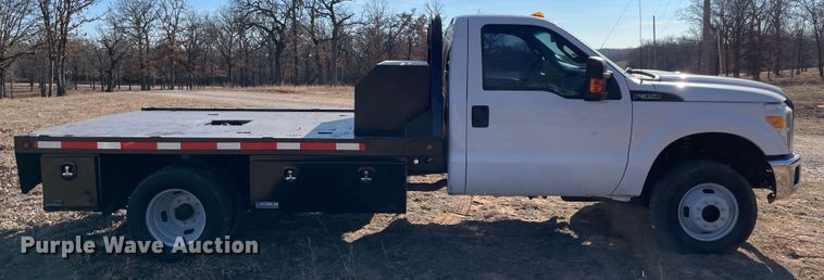 image for item MI9751 2016 Ford  F350 Super Duty  flatbed pickup truck