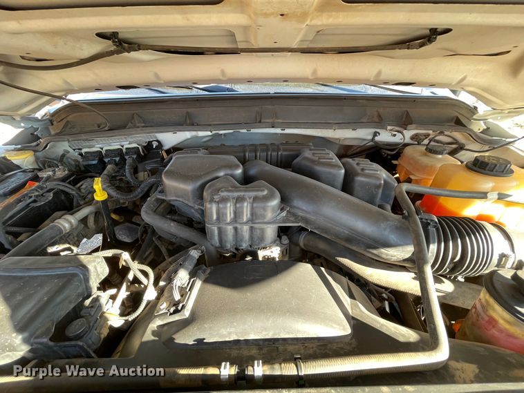 image for item MI9751 2016 Ford  F350 Super Duty  flatbed pickup truck