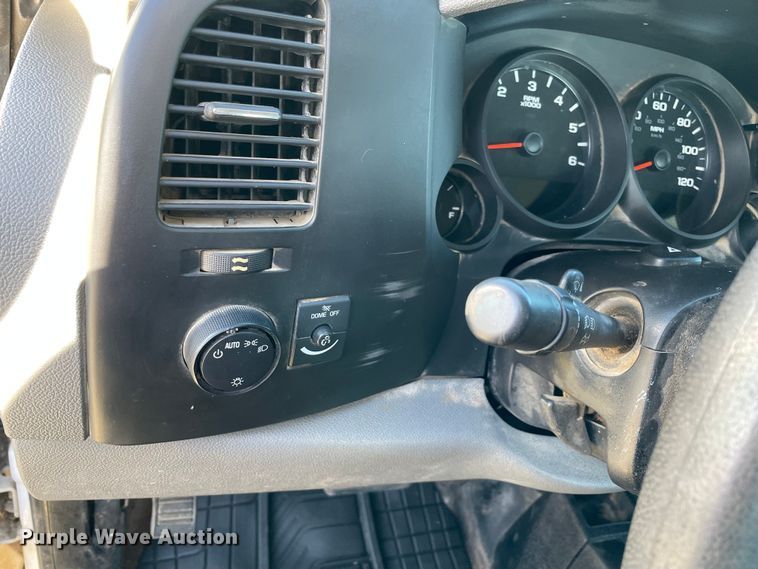 image for item MI9755 2010 Chevrolet Silverado 1500  Ext. Cab pickup truck