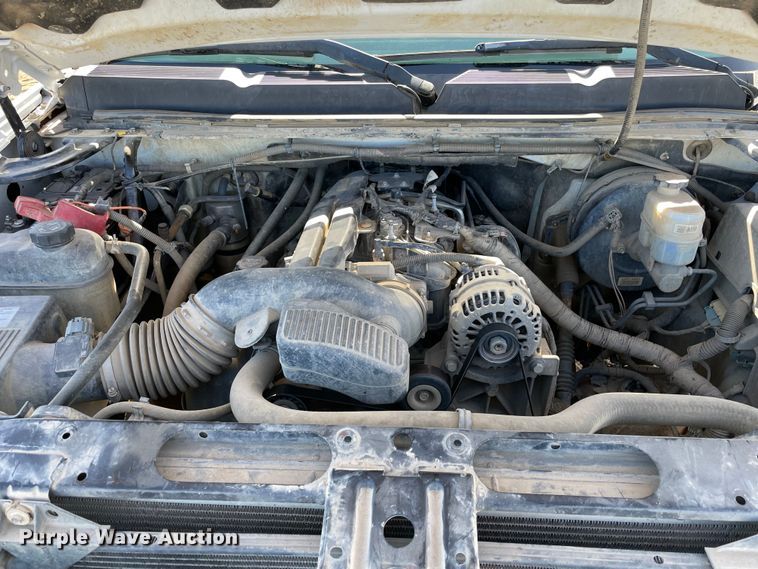 image for item MI9755 2010 Chevrolet Silverado 1500  Ext. Cab pickup truck