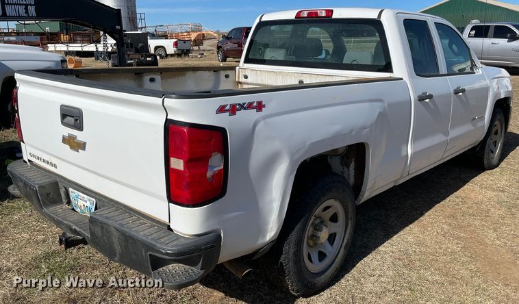 image for item MI9756 2014 Chevrolet Silverado 1500  Double Cab pickup truck