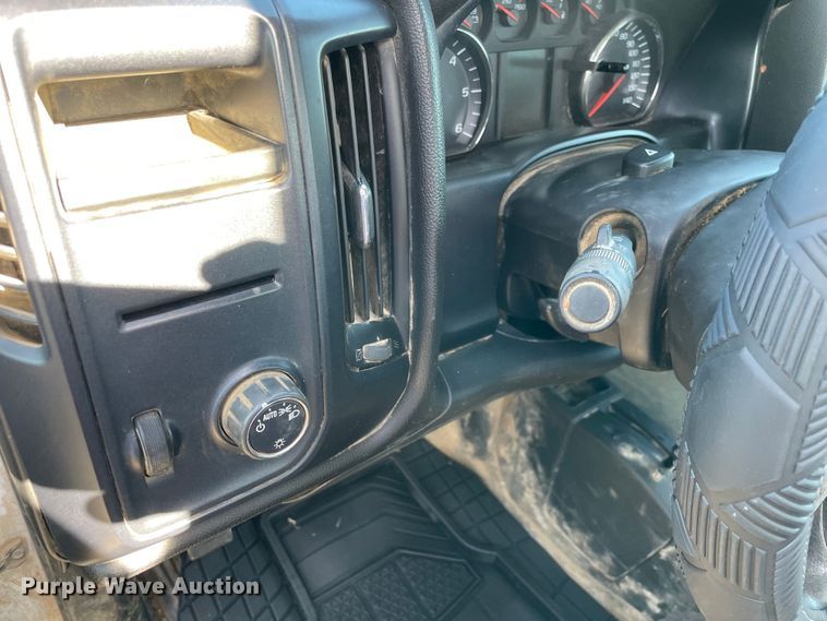 image for item MI9756 2014 Chevrolet Silverado 1500  Double Cab pickup truck