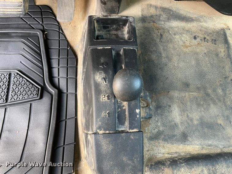 image for item MI9756 2014 Chevrolet Silverado 1500  Double Cab pickup truck